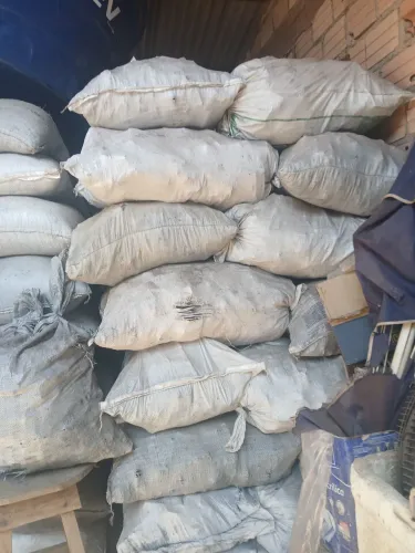 Pó de carvão pra canteiro,  plantio e plantas..