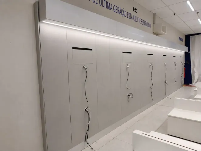 Painel Comercial Planejado C/ Iluminação LED