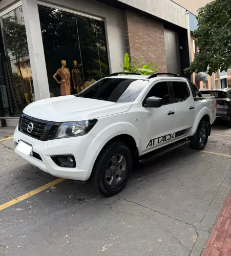 Nissan Frontier Attac.cd 4X4 2.3 Bi-TB Die. AUT 2019