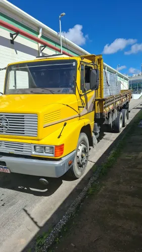 Caminhão 1214