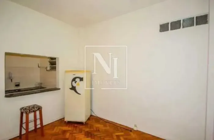Sala quarto, execelente localização à venda em COPACABANA - 450.000