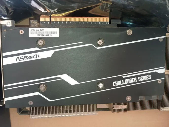 Vendo Placa de vídeo Intel ARC A750 8GB