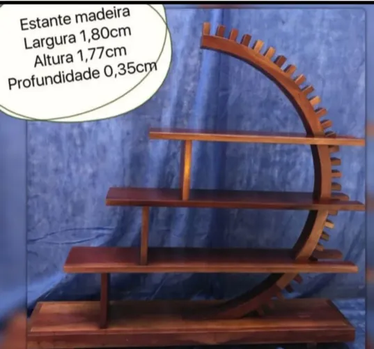 Estante em Madeira Maciça (Peça Design)