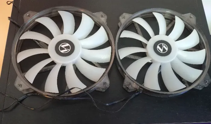 Cooler Lian Li 20cm ARGB x2