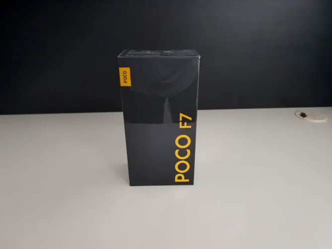 Xiaomi Poco F7 12GB 512GB Novo Lacrado
