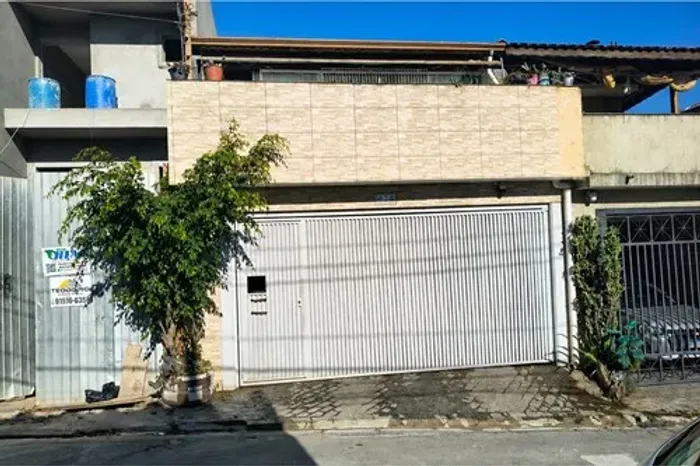 Casa para venda em Vila Guaca com 3 quartos, 196m²