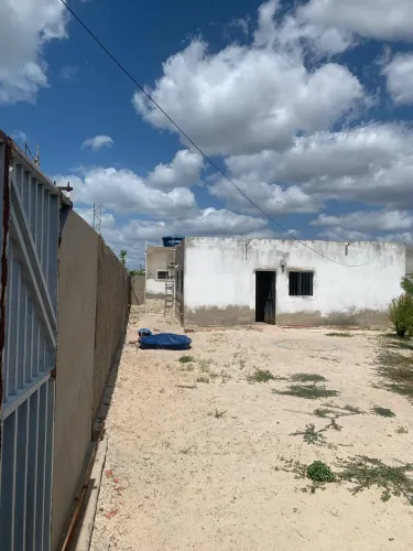 Terreno e casa para primeiro andar
