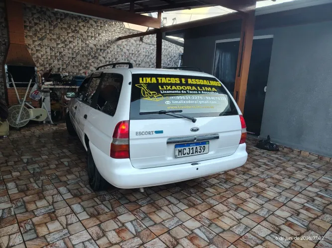 Ford Escort GL 1.6 MPI 2002