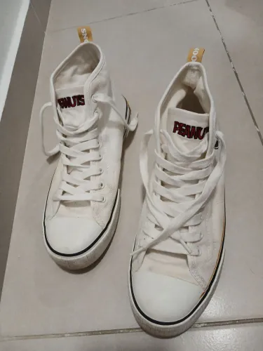 Tênis feminino cano alto Snoopy