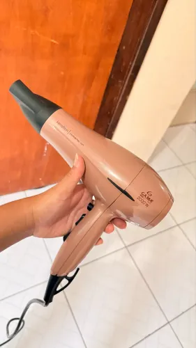 Vende-se secador de cabelo 