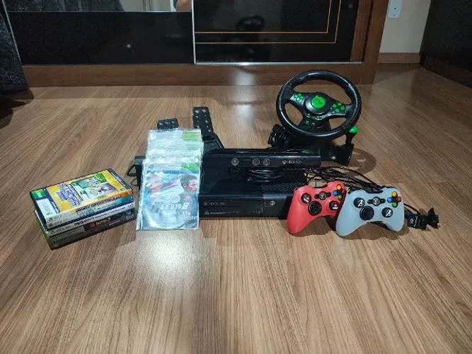 Xbox 360 + volante + jogos