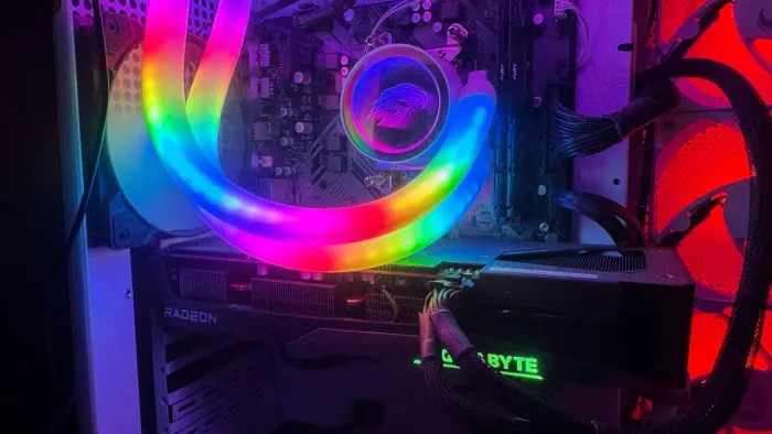 RX 7600 GIGABYTE