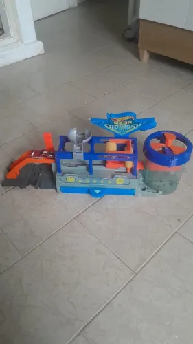 Pista hotwheels Lava jato 