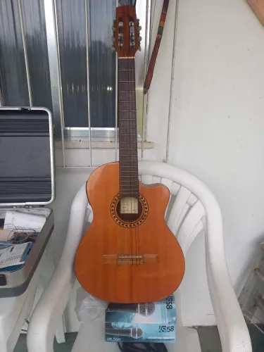 Violão digiorgio