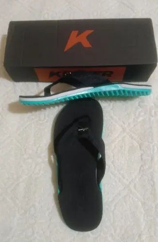 Vende-se chinelo Kenner (nunca usado)