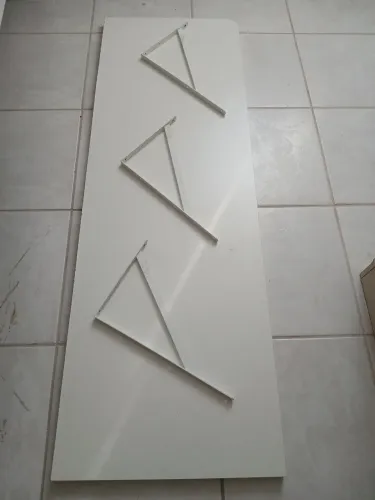 Vendo bancada de MDF com suporte