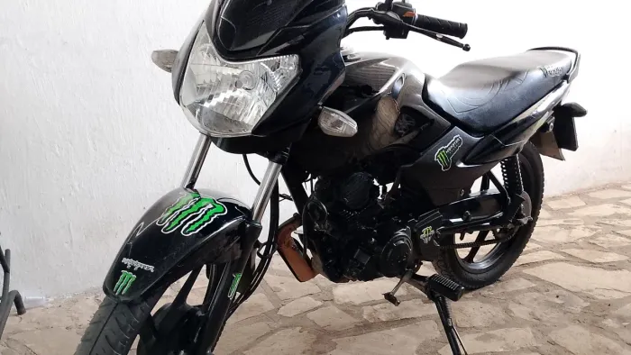 Vendo esta moto