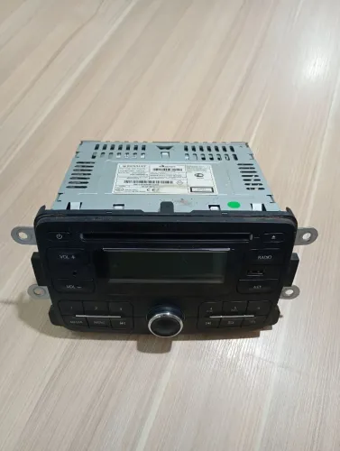 Rádio automotivo