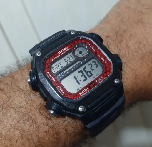 Relógio Casio original funcionando perfeitamente 