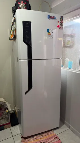 Vendo geladeira 480 litros frost free 7 mês de uso
