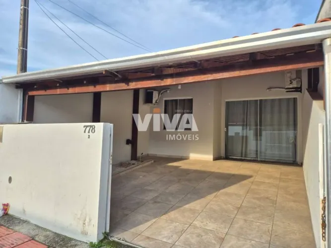 Casa com 2 dormitórios à venda, 80 m² por R$ 410.000,00 - Santa Regina - Itajaí/SC