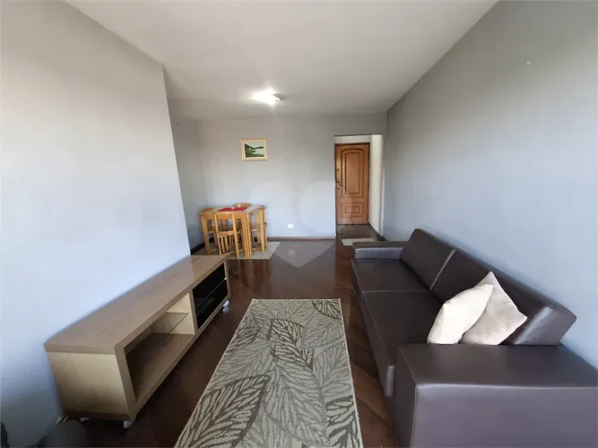 Apartamento à venda com 3 quartos no condomínio Portal Chácara Flora, São Paulo - SP