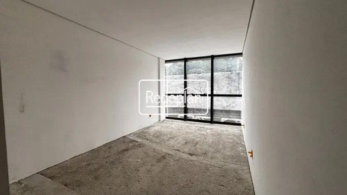 Sala Comercial no Business - Ano Bom, Barra Mansa