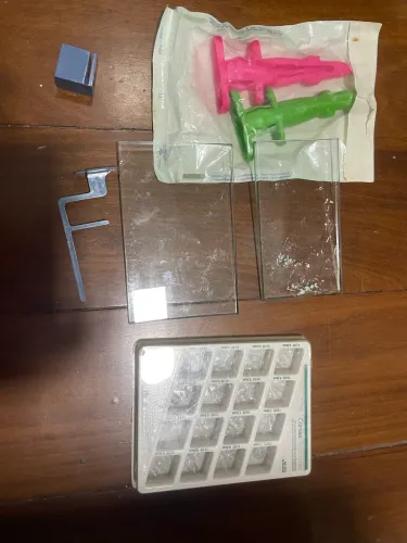 Placas de vidro e capa para carpules odontológicas 