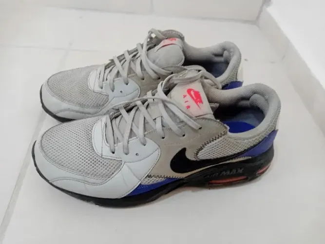 Tenis air max excee nike