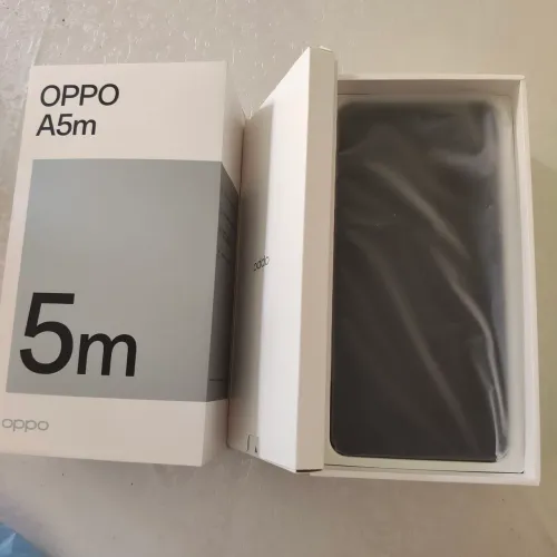 Smartphone OPPO 05M 256 de memória ja vem com capinha e pelicula