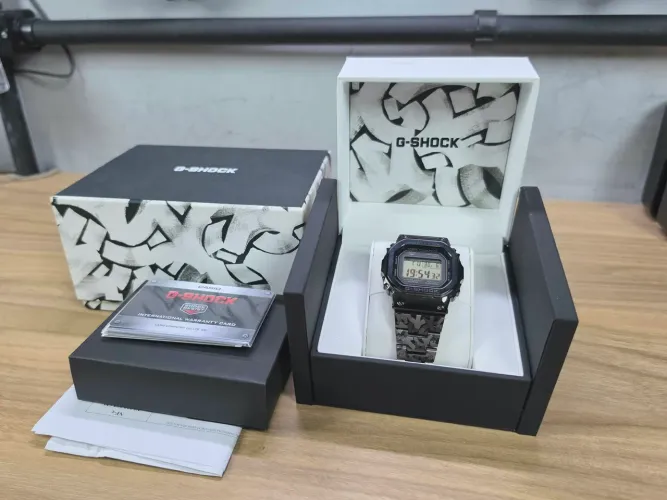 G-Shock GMW-B5000EH Metal - Edição limitada 40 anos