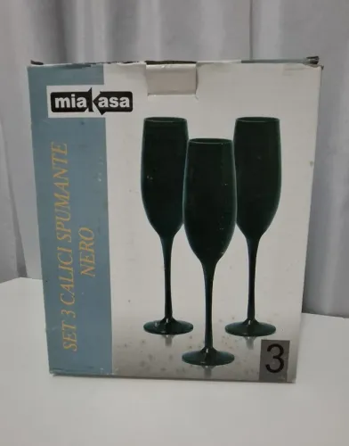 Taças para Espumante Pretas