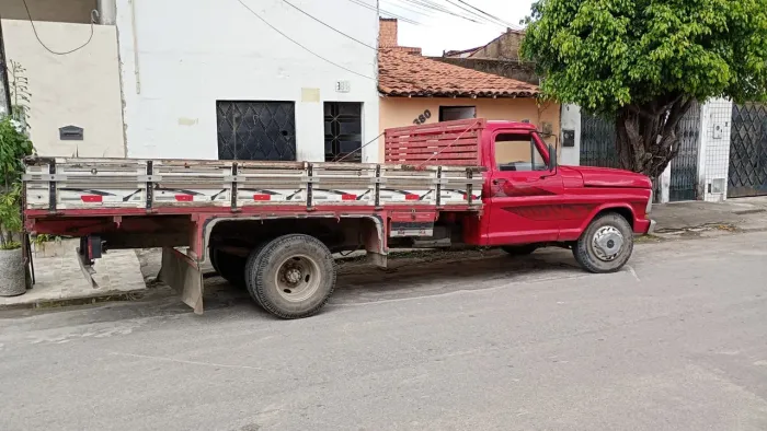 Ford F-4000 2.8 Turbo Intercooler Diesel 2P Manual 1982