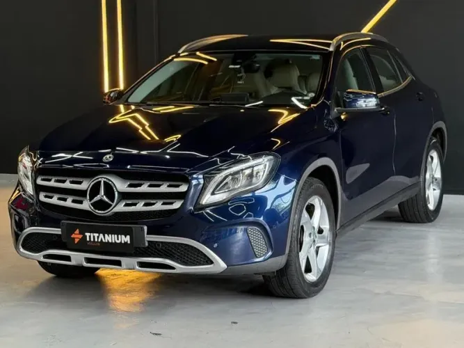 Mercedes-Benz GLA 200 Adv. 1.6/1.6 TB 16V Flex Aut. 2018