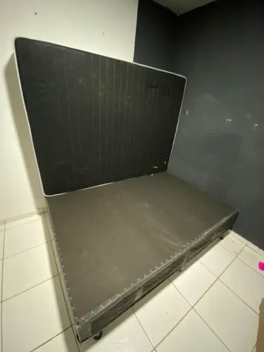 Vendo cama box casal
