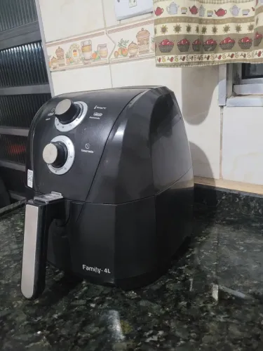 Fritadeira Elétrica Air Fryer Mondial Family 4L Preta - 110V