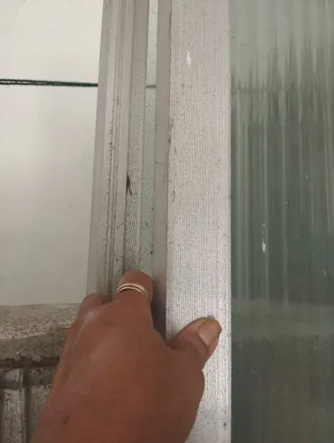 Porta duas folhas de vidro