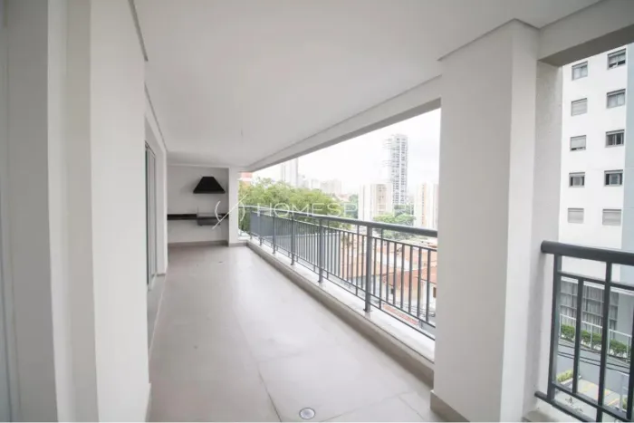 Apartamento de Alto Padrão - NOVO - com 183 m², 4 quartos sendo 2 suítes à venda no bairro