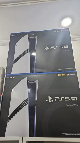 PlayStation 5 Pro, SSD 2TB, Com Controle Sem Fio DualSense, Branco