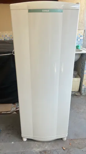 Geladeira Consul degelo seco - Usada, em boas condições.