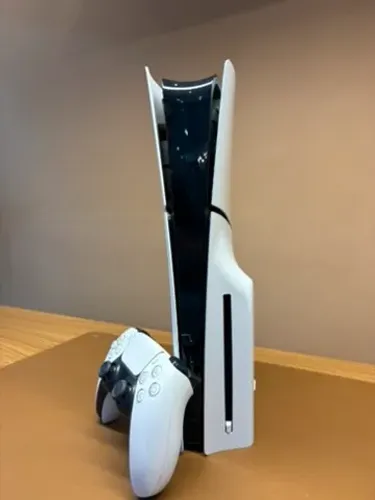 (Menos de 2 meses de uso!) Playstation 5 Slim MIDIA FISICA com 6 meses de garantia
