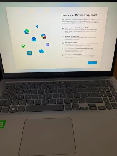 Notebook ASUS VivoBook 15 i5 11ª 8GB SSD 512GB MX330