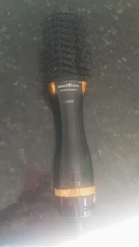 Escova modeladora Britânia