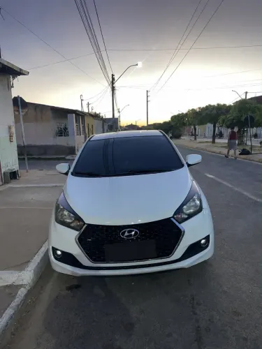Hyundai HB20 Unique 1.0 Flex 12V Mec. 2019