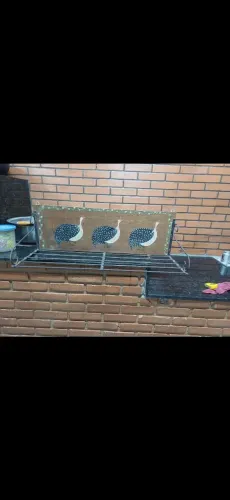 Paneleiro rústico de madeira