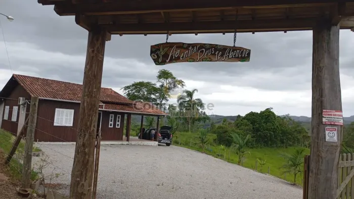 Sítio para Venda em Imaruí, São Tomas, 3 dormitórios, 1 banheiro, 1 vaga