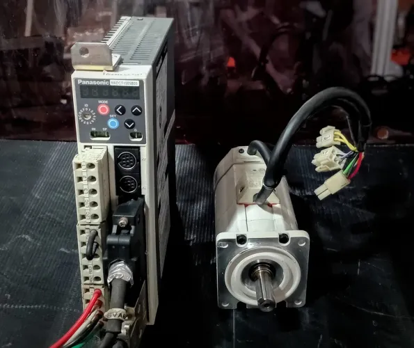 PANASONIC AC SERVO model. MADCT1505B05<br>&<br>PANASONIC - AC SERVO MOTOR<br>model. MSMA022P1F