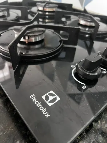 Cooktop Eletrolux usado por 20 dias + grátis o kit de mangueira inox para instalação.