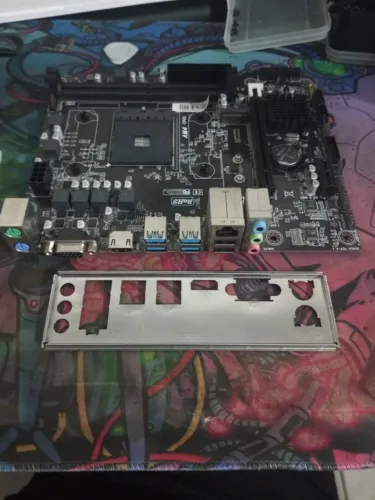 Placa Mãe BRX A520 mATX Socket AM4 DDR4 (Nova)