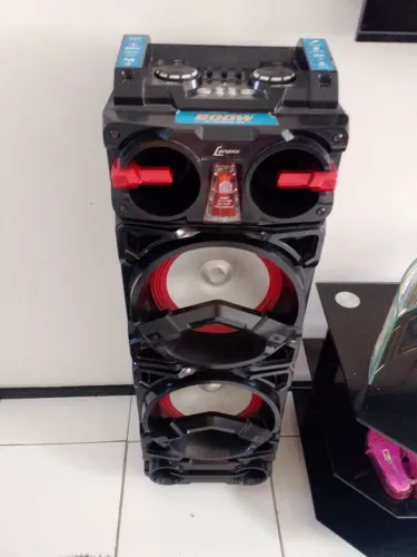 Som lenoxx 800 w de potência 